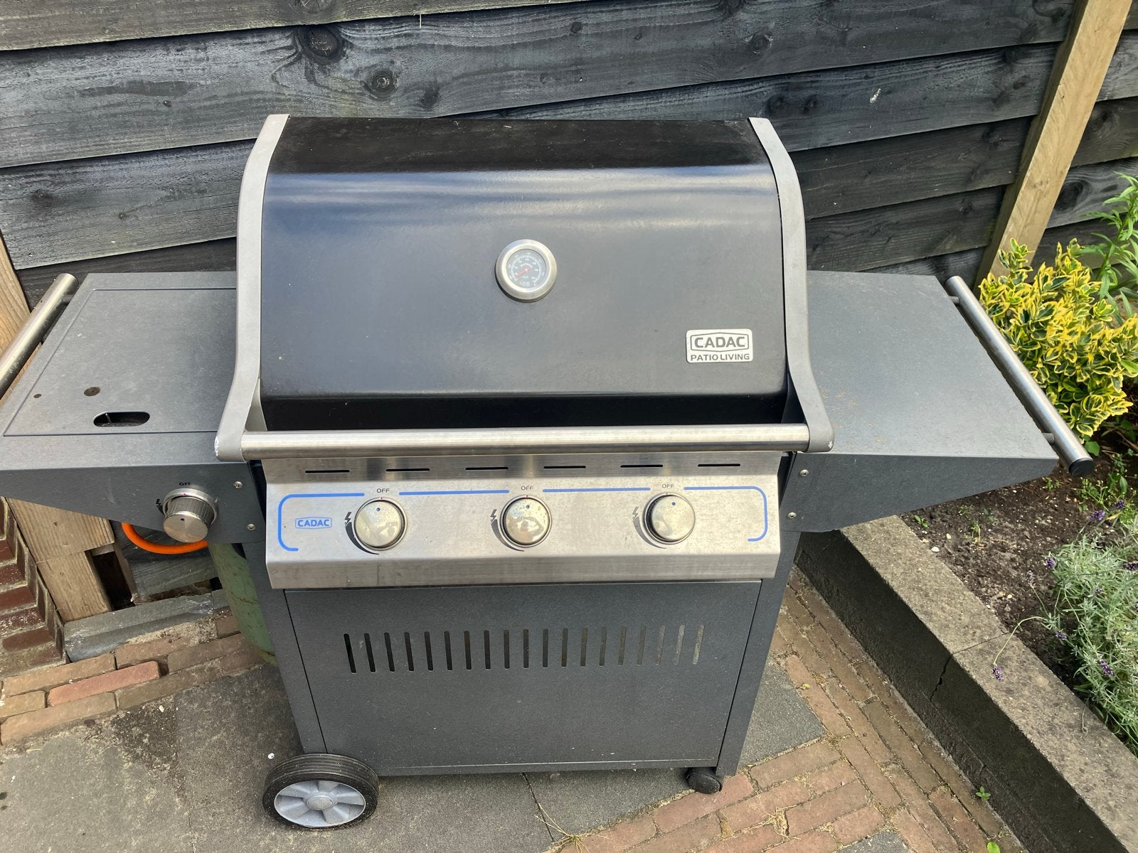 Cadac Patio Living Gasbarbecue met zijbrander, Ophalen, Gebruikt