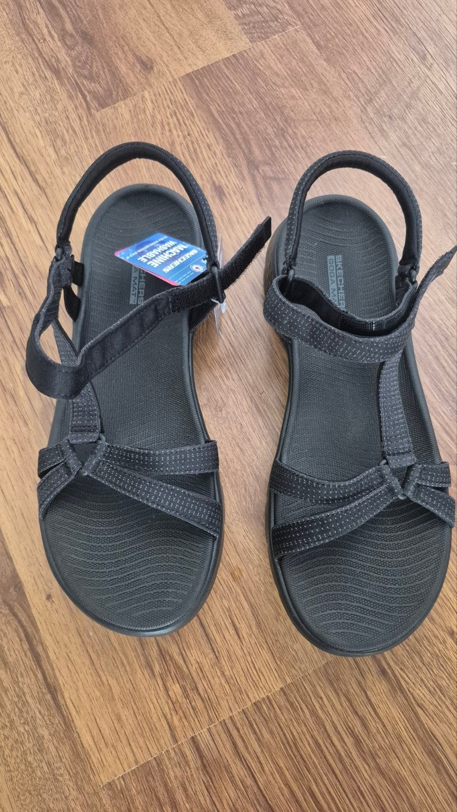 Nieuwe Skechers sandalen maat 42 - ongedragen in doos, Ophalen, Nieuw