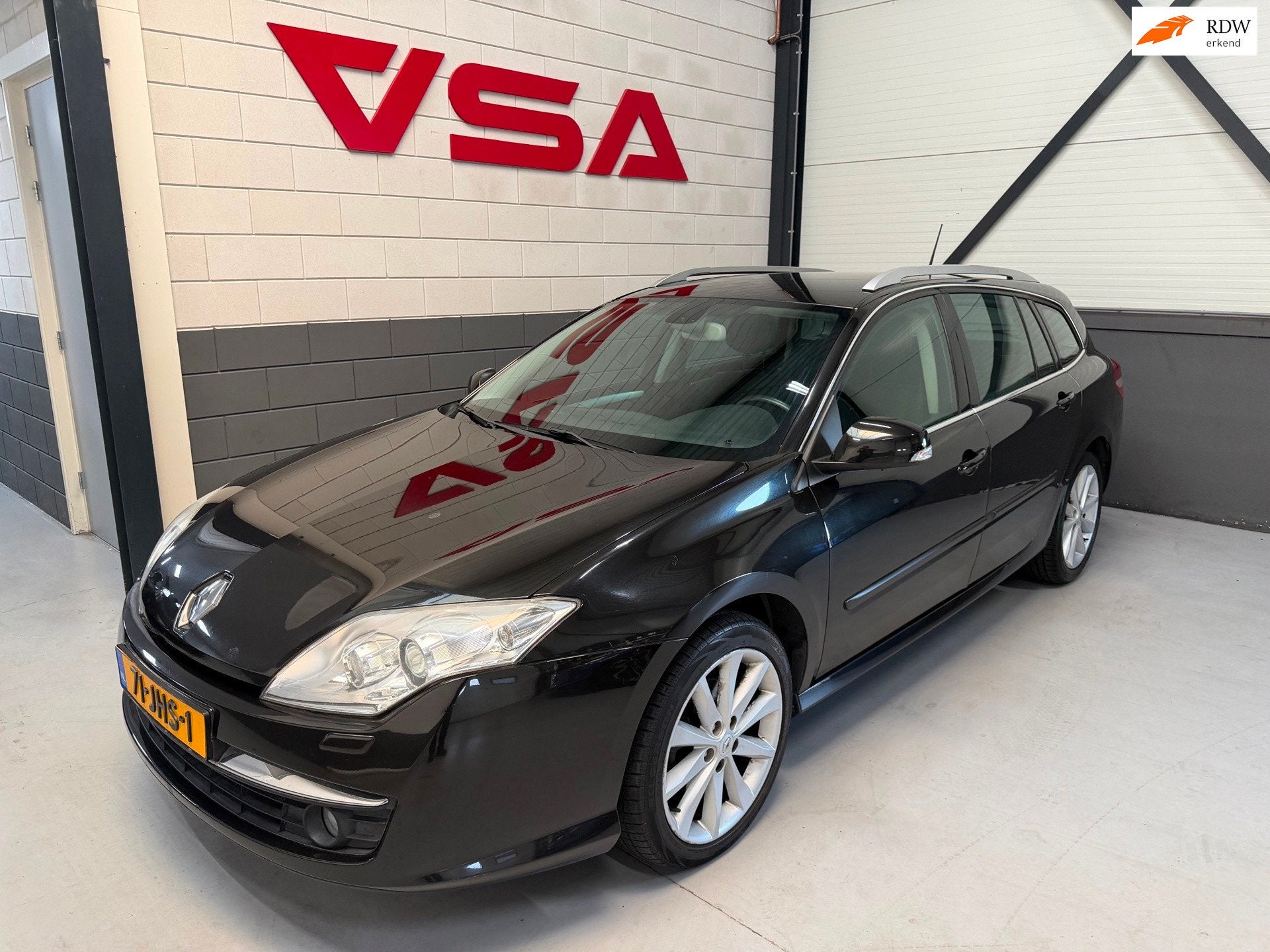 Renault Laguna Estate 2.0 16V T Dynamque|Cruise|PDC achter|T, Gebruikt, Zwart, 4 cilinders, Leder en Stof