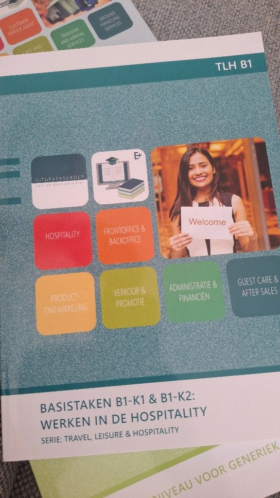 Cursus boeken luchtvaart dienstverlener, Boeken, Studieboeken en Cursussen, Ophalen of Verzenden, Beta, Nieuw, MBO