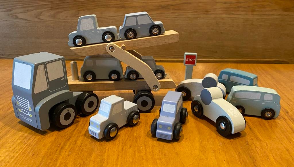 Little Dutch houten vrachtauto met oplegger en extra autos, Kinderen en Baby's, Speelgoed | Houten speelgoed, Ophalen of Verzenden