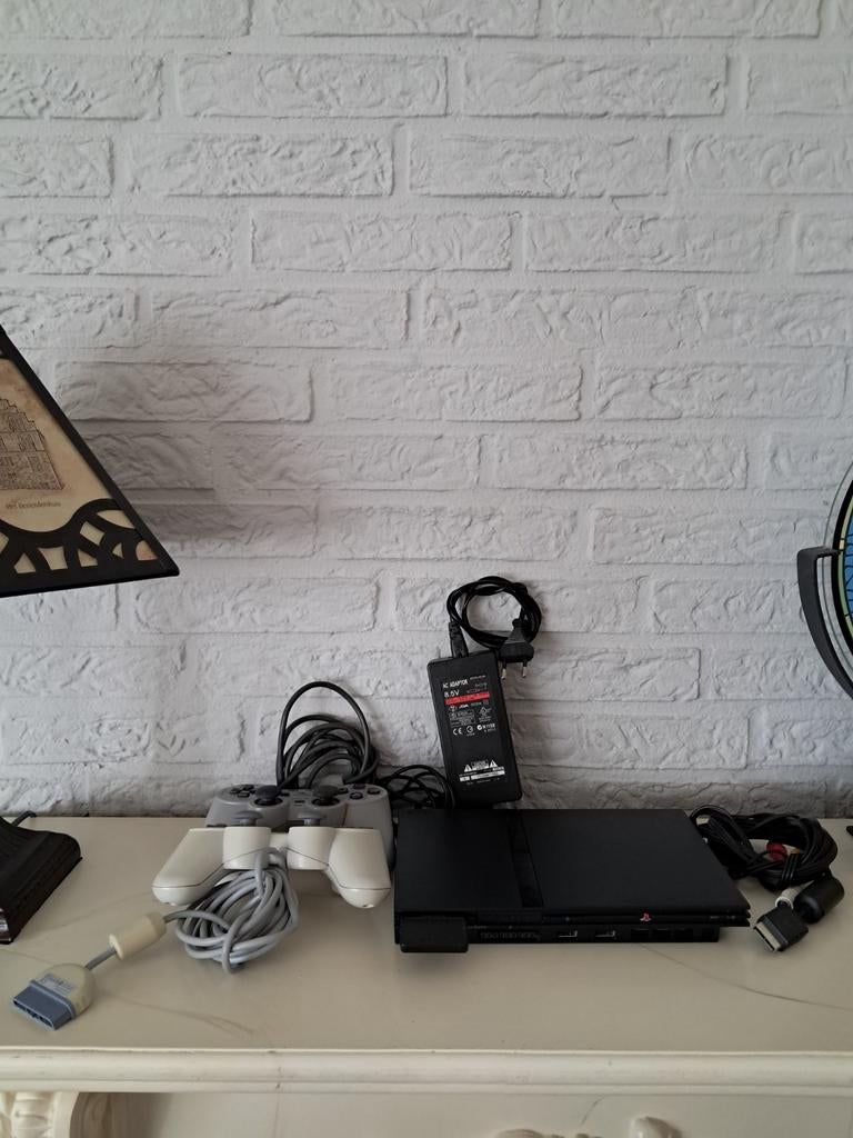 Playstation 2 met 2 controlers en memorystick en 5 spelen, Ophalen of Verzenden, Met 2 controllers