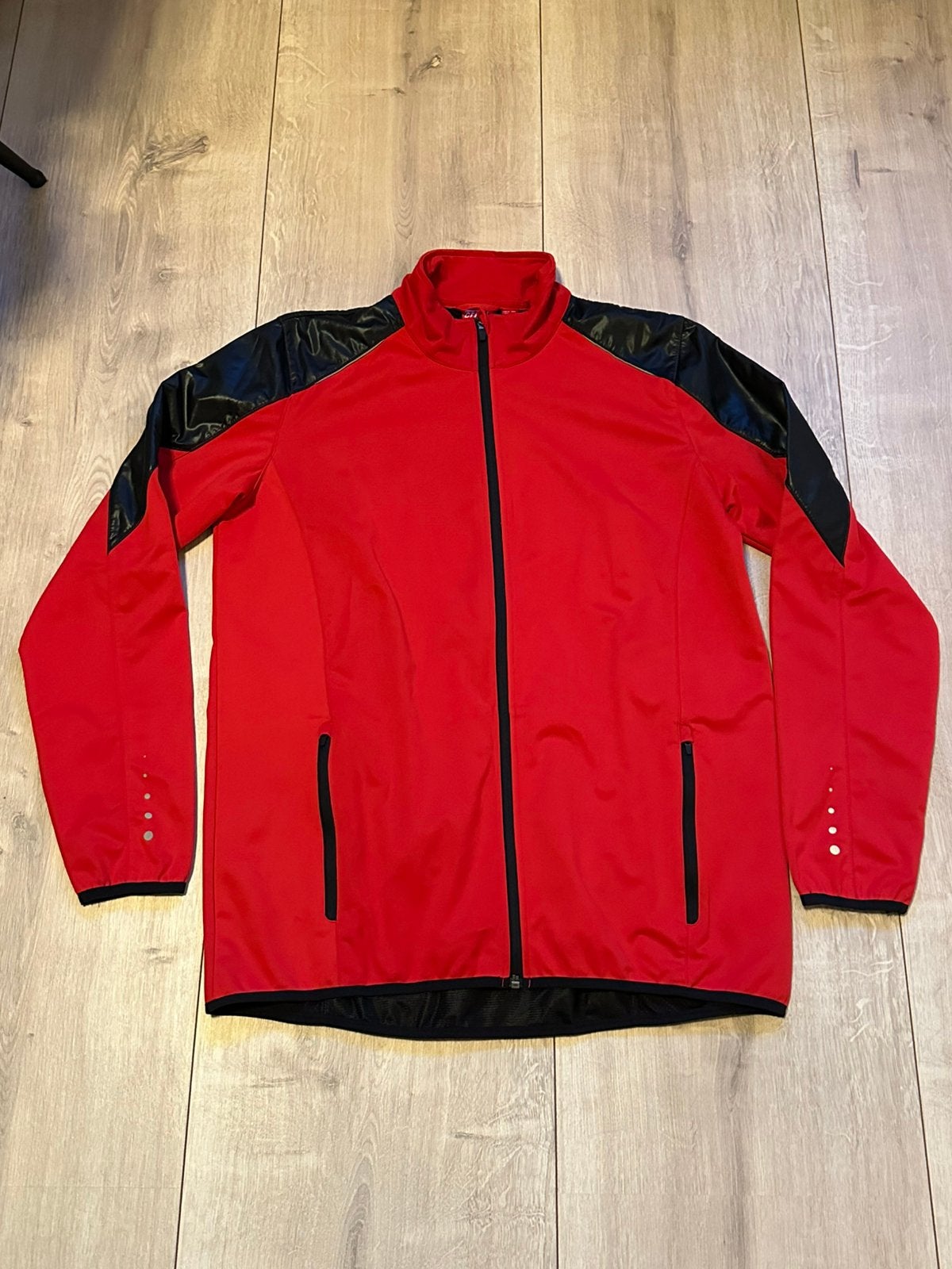 Crivit sportjas rood/zwart maat 52/54, Heren, Ophalen of Verzenden, Zo goed als nieuw, XL