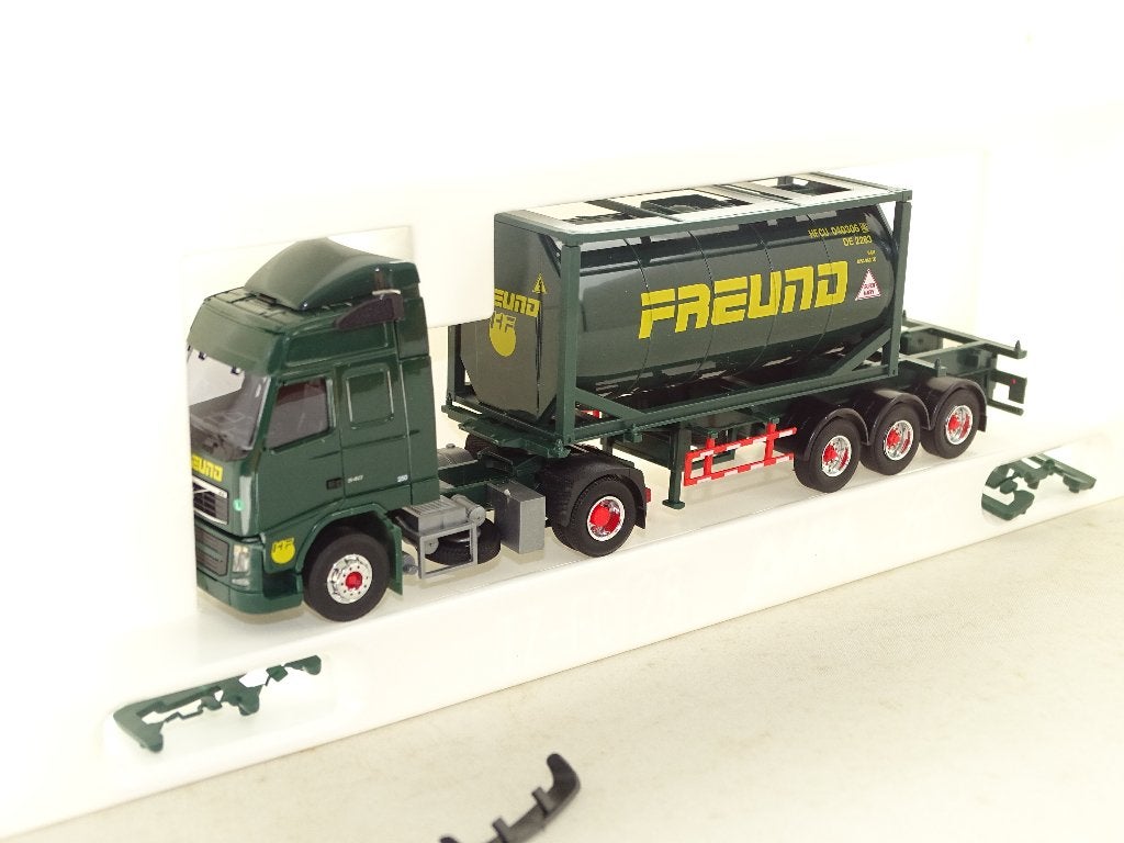 1/87 Awm Volvo Freund, Ophalen of Verzenden, Nieuw, Bus of Vrachtwagen, AWM