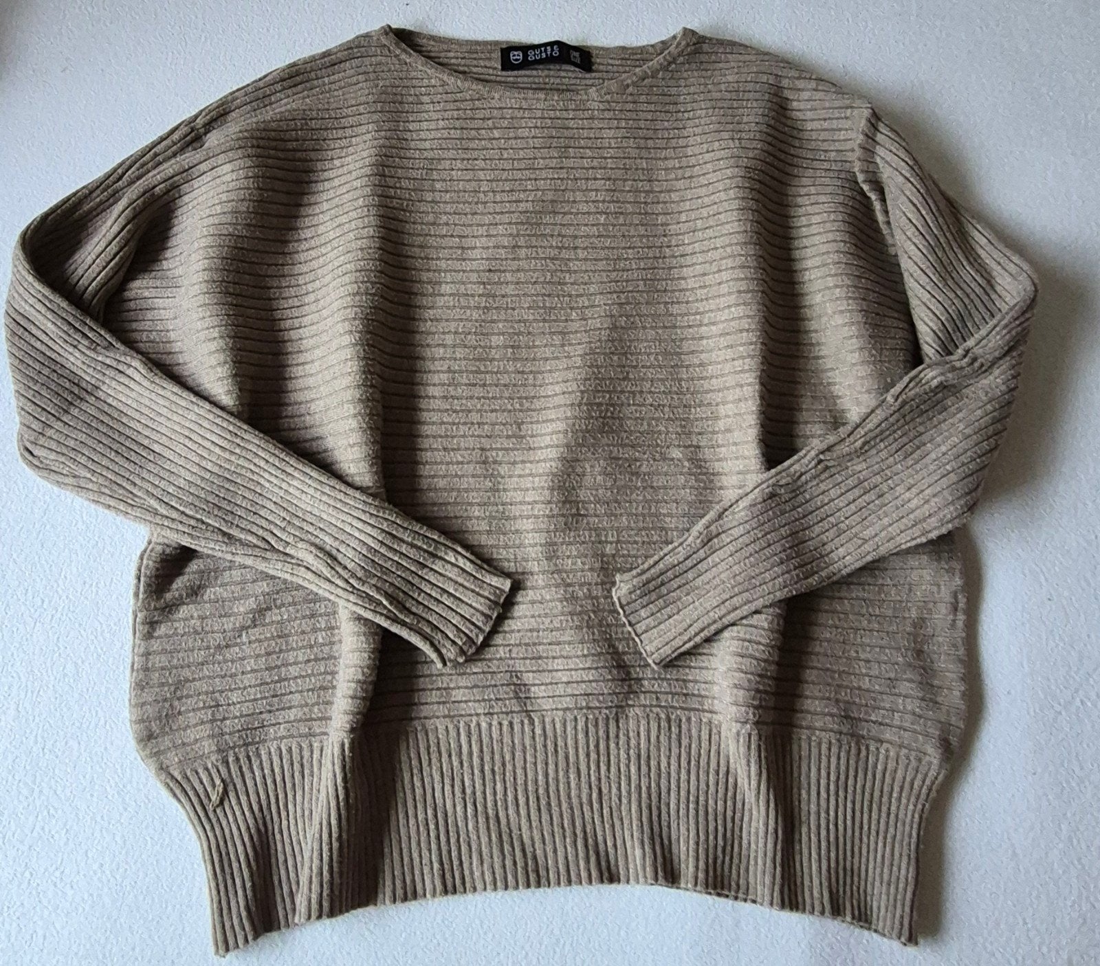 Beige bruin gebreide ribbe trui van Guts & Gusto onesize, Kleding | Dames, Guts & Gusto, Beige, Maat 42/44 (L), Ophalen of Verzenden