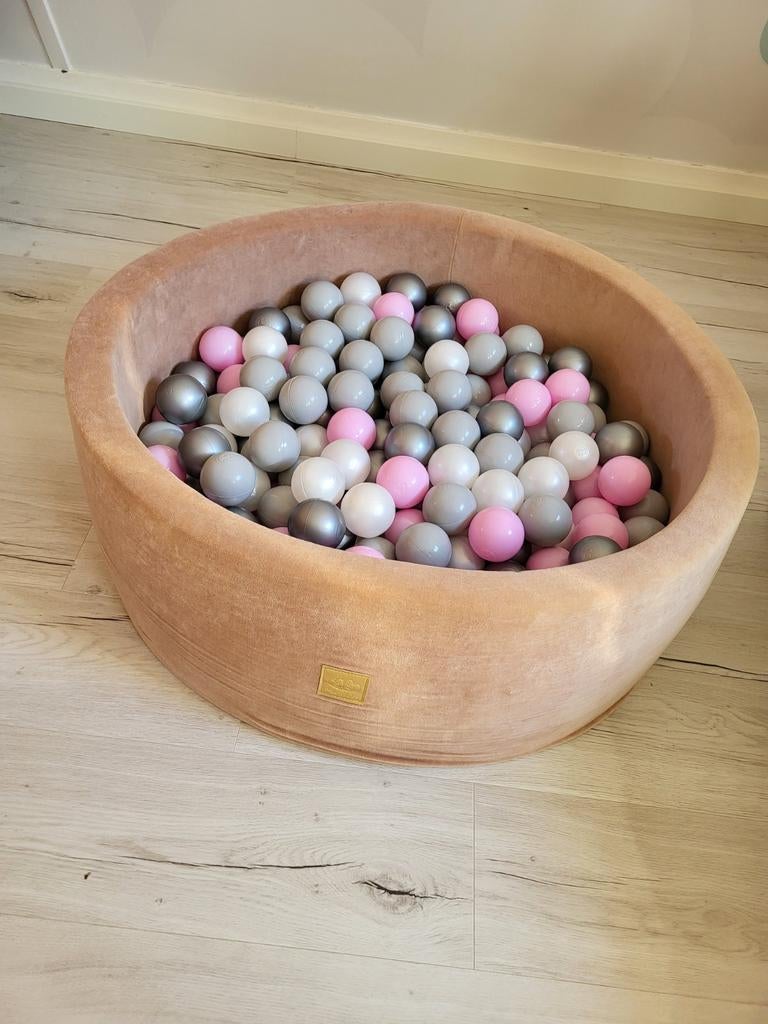 Meowbaby Ballenbak met 230 ballen - Ø 83cm, H 29cm, Kinderen en Baby's, Speelgoed | Overig, Ophalen, Zo goed als nieuw, Jongen of Meisje