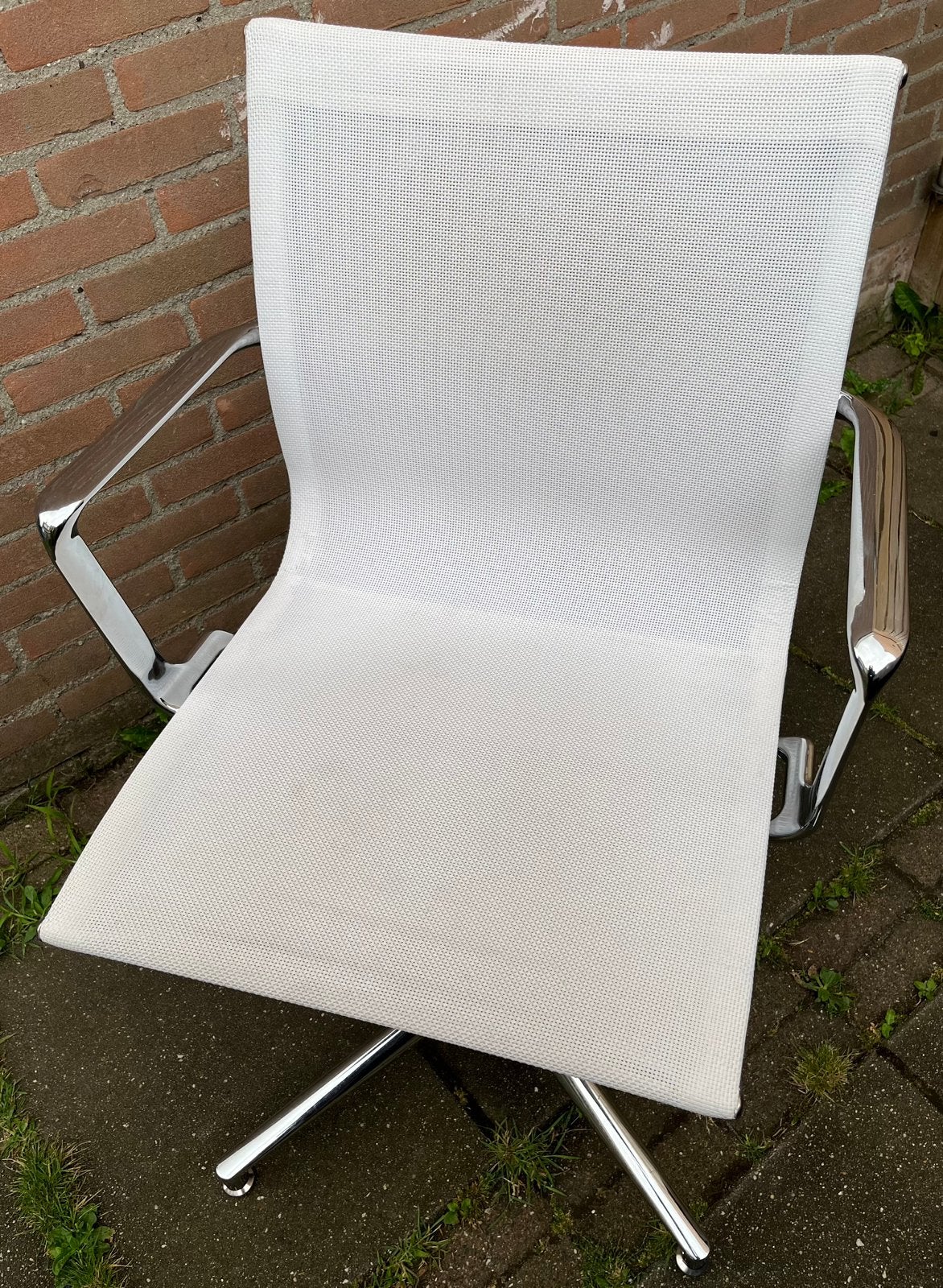 2 design bureaustoelen., Ophalen, Zo goed als nieuw, Wit
