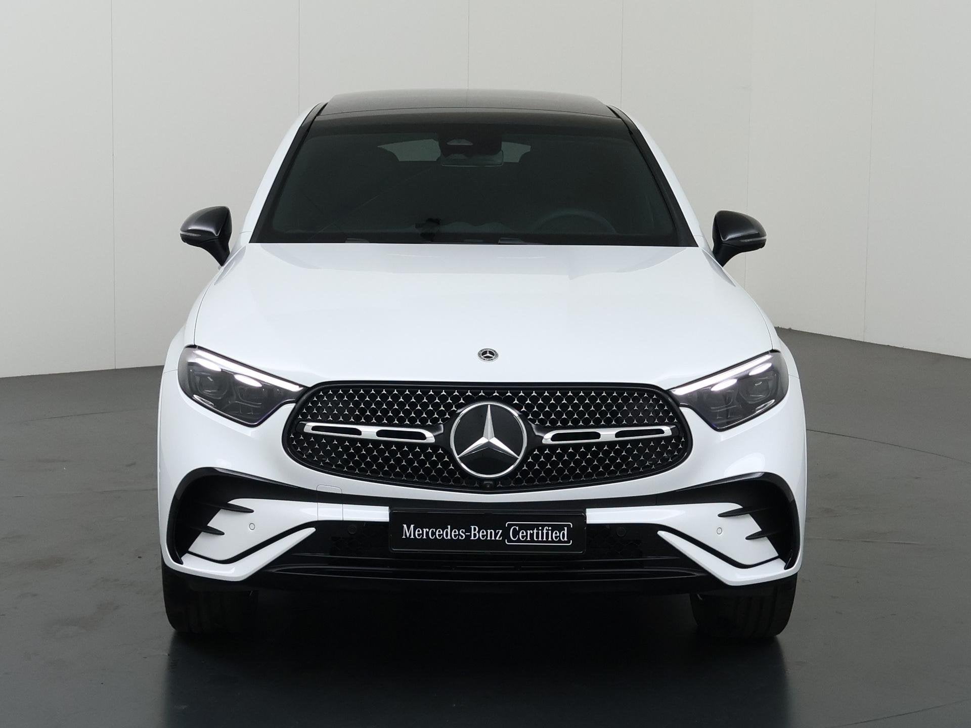 Mercedes-Benz GLC 300e 4MATIC Coupé Business Solution AMG, Auto's, Automaat, Wit, Bedrijf, 204 pk