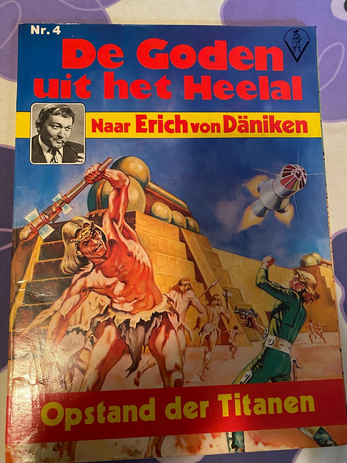 De Goden uit het Heelal Nr. 4: Opstand der Titanen, Ophalen of Verzenden, Gelezen