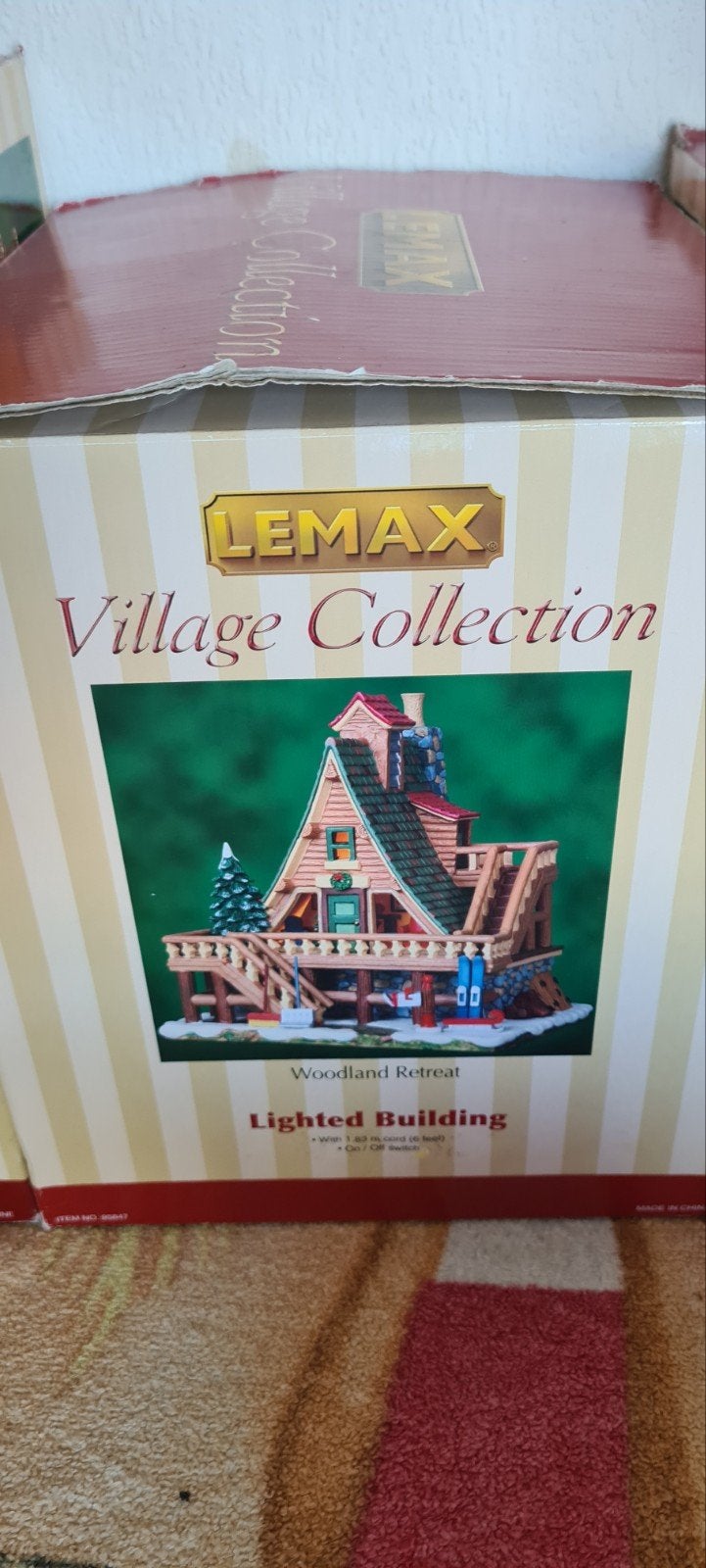 Lemax Woodland Retreat - Verlicht Kersthuisje, Ophalen, Zo goed als nieuw
