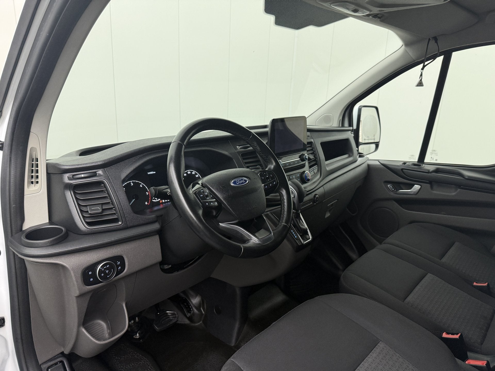 Ford Transit Custom 2.0TDCi 130PK Automaat | Multimedia | Na, Automaat, Stof, Gebruikt, Diesel