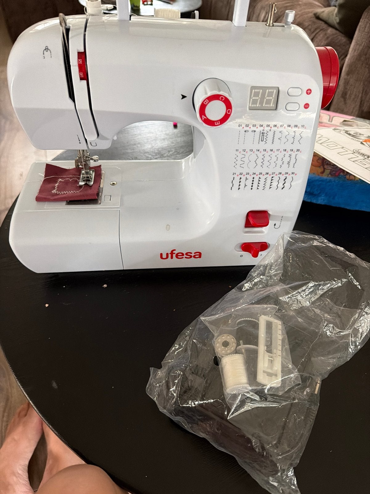 Nieuwe Ufesa SW3003 Performance Naaimachine, Ophalen, Nieuw, Naaimachine, Overige merken