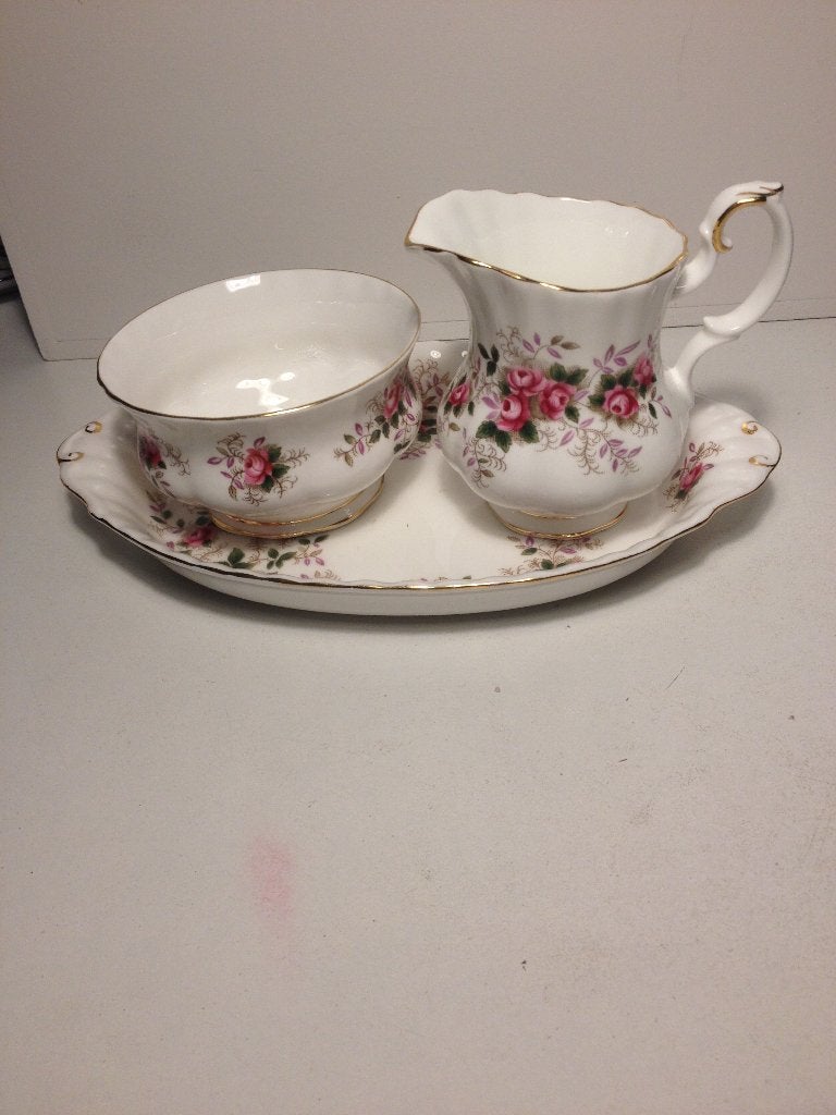 Royal Albert suiker + melk setje Lavendel rose, Verzenden