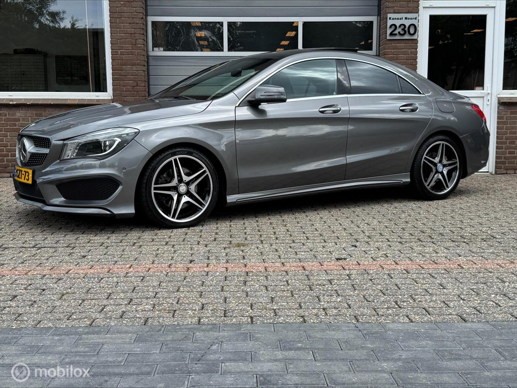 Mercedes CLA-klasse 250 AMG AUT LEDER/PANO/NAVI/PDC, 1380 kg, Gebruikt, 4 cilinders, Leder