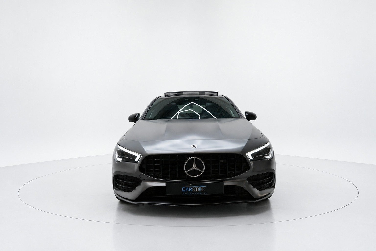 Mercedes-Benz CLA-klasse 250 e AMG NIGHT PANO SFEER 360, Auto's, Gebruikt, 4 cilinders, 15 kWh, Bedrijf