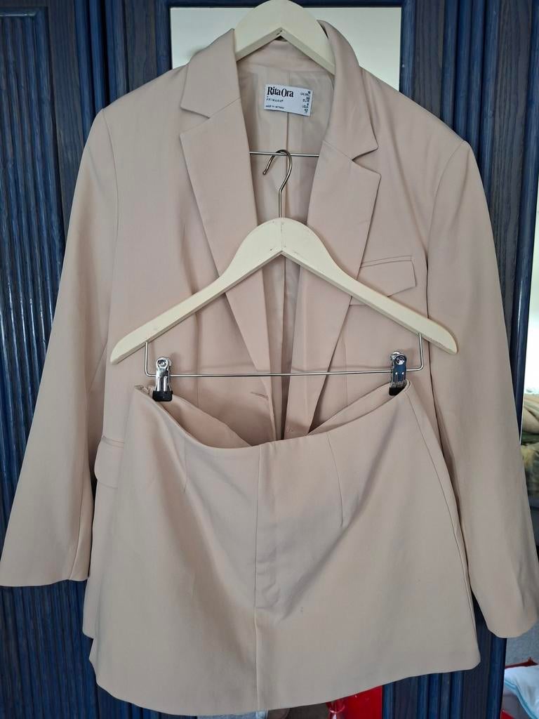 Dames blazer en bijpassend rokje mt 38, Ophalen of Verzenden, Zo goed als nieuw, Maat 38/40 (M)