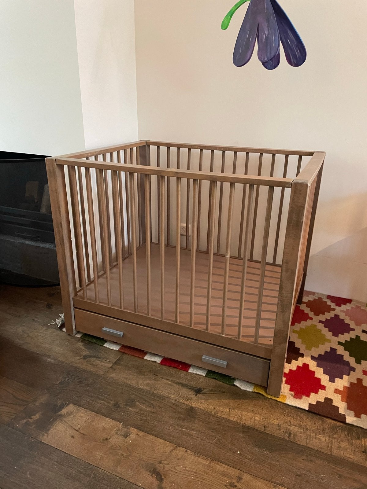 Box met lade, boxkleed Woezel en Pip en dekentje Baby Anne-c, Ophalen of Verzenden, Gebruikt, Rechthoekig, In hoogte verstelbaar