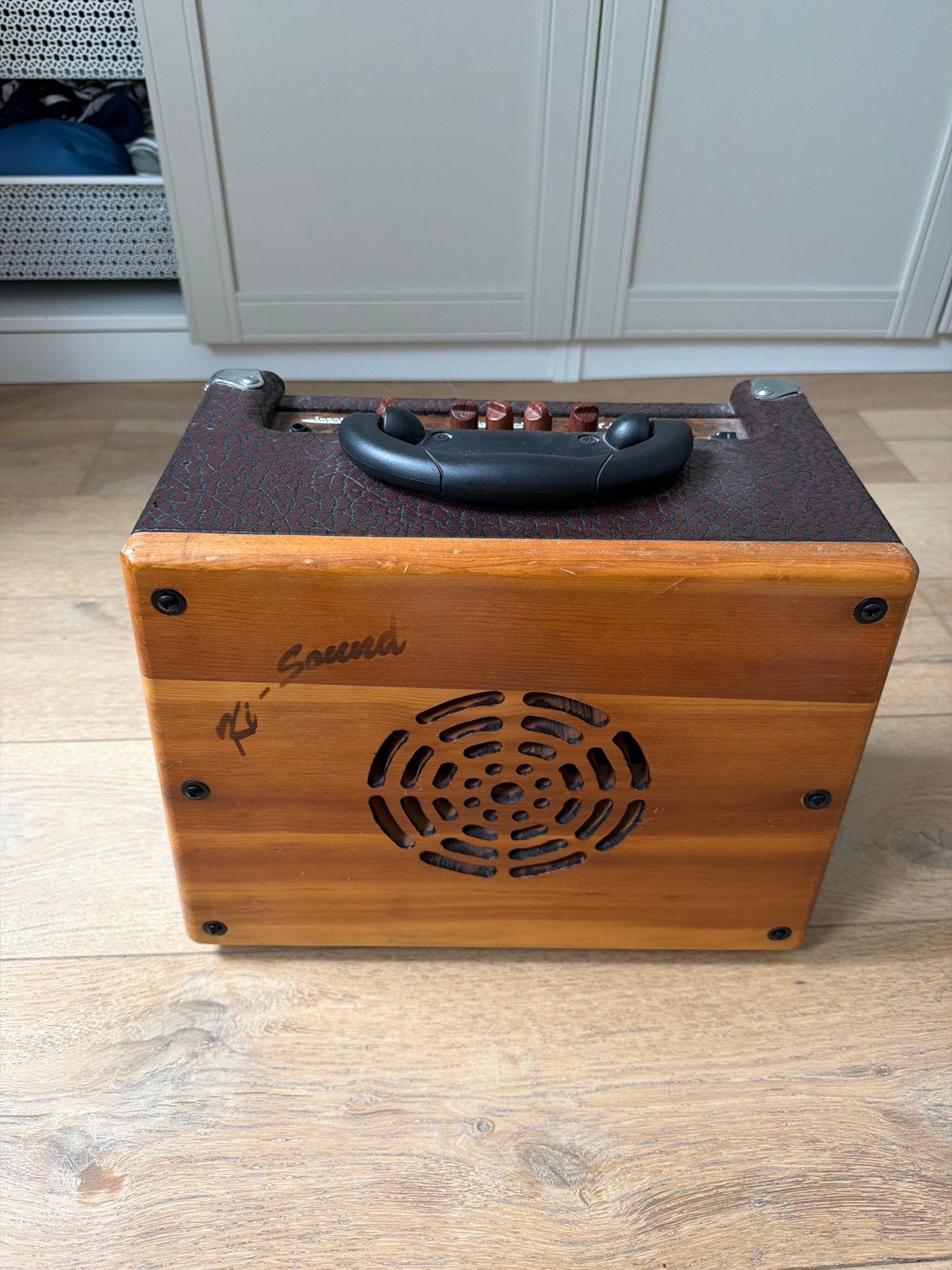 Ki’ Sound CA-10H akoestische gitaarversterker – defect, Ophalen of Verzenden, Gebruikt, Gitaar, Minder dan 50 watt