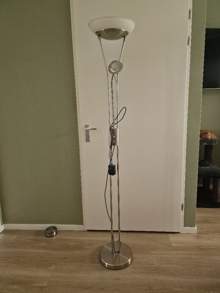 Staande led-lamp, Ophalen, Gebruikt, 150 tot 200 cm
