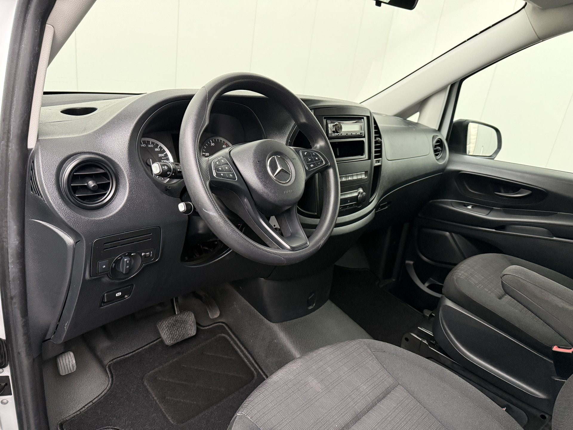 Mercedes-Benz Vito 114CDI Automaat Personenbus | 9-Persoons, Automaat, Gebruikt, 4 cilinders, 2000 kg