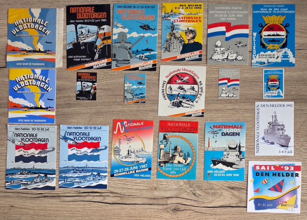 M16- Koninklijke Marine Nationale vlootdagen stickers, Ophalen of Verzenden, Zo goed als nieuw