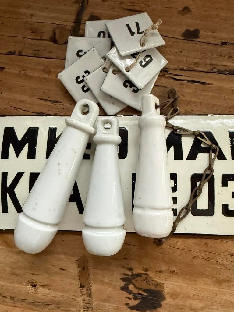 Antieke WC trekkers 3 stuks VOOR, Ophalen of Verzenden