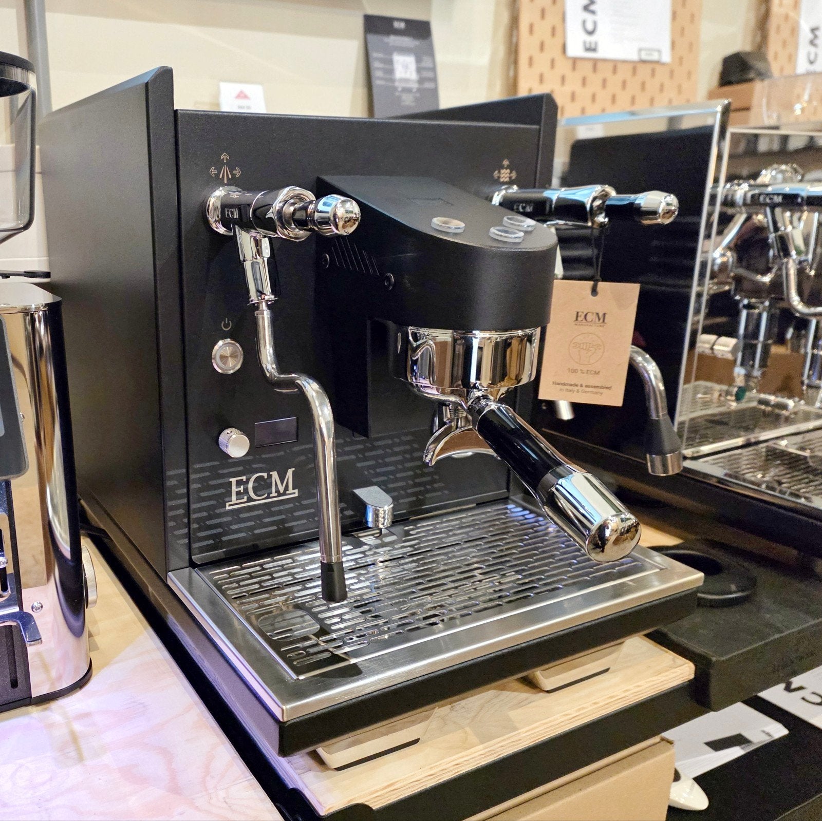 ECM Estetika - DEMO - 2 jaar garantie, Witgoed en Apparatuur, Info@vitellicoffee.nl, Espresso apparaat, Zo goed als nieuw, 2 tot 4 kopjes