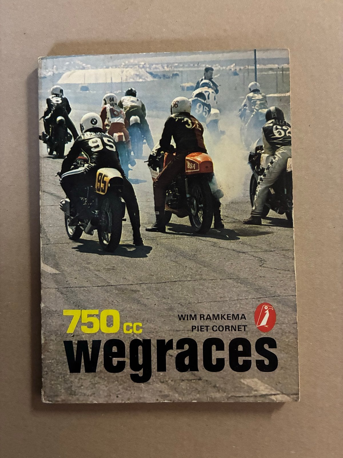750 cc Wegraces - Wim Ramkema & Piet Cornet, Boeken, Ophalen of Verzenden, Gelezen