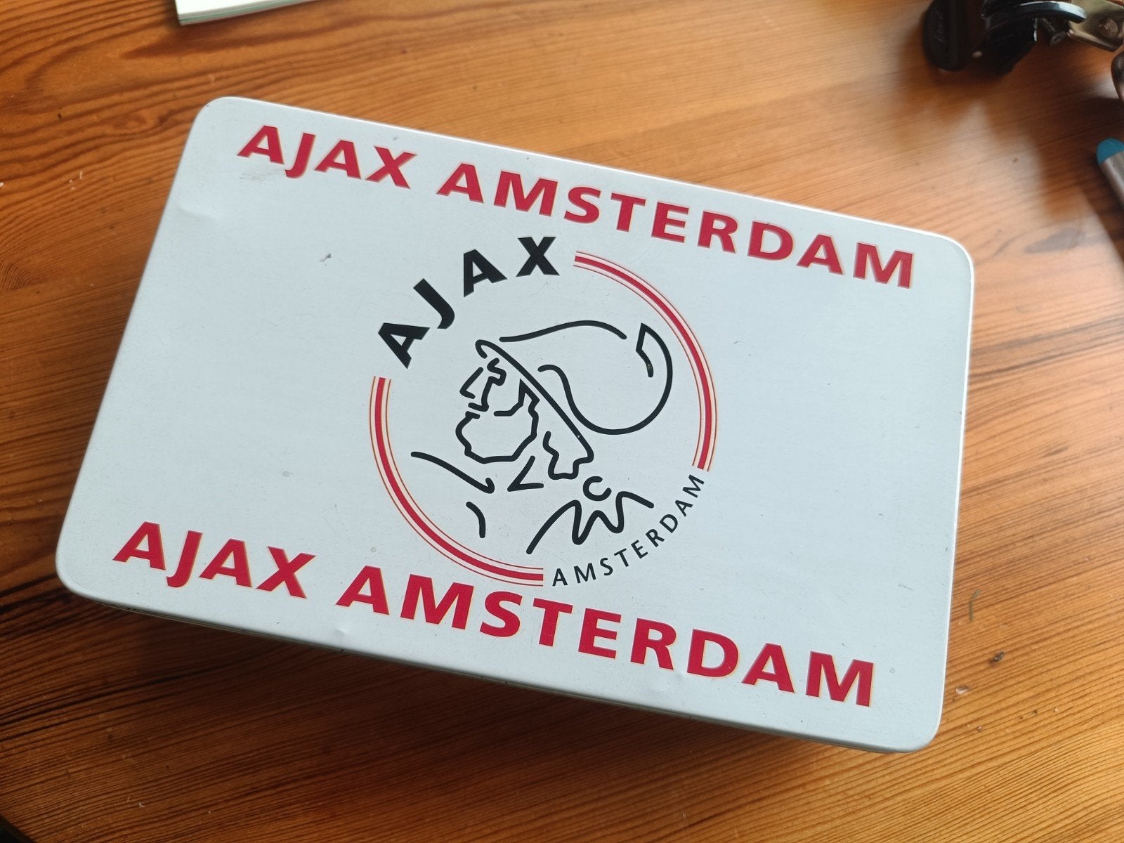 Ajax Amsterdam Bewaardoos / Koekblik / collectersitem, Ophalen of Verzenden, Gebruikt