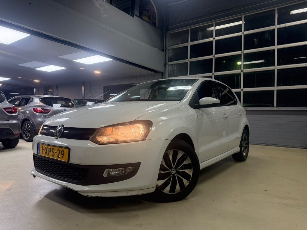 Volkswagen Polo 1.4 TDI NAVI CLIMA AUTO BT CRUISE (bj 2014), Auto's, Voorwielaandrijving, Gebruikt, Euro 6, 580 kg