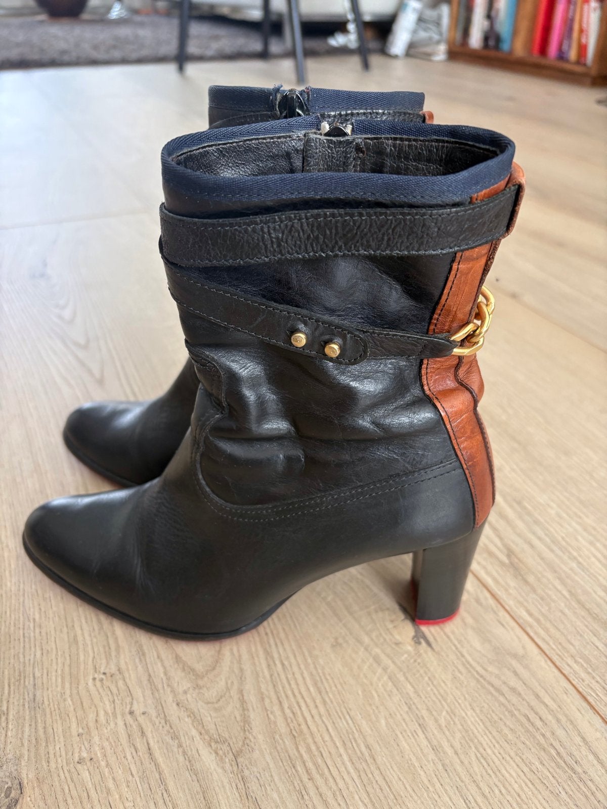 Floris van Bommel laarsjes, maat 37,5 - Nu in prijs verlaagd, Kleding | Dames, Schoenen, Ophalen of Verzenden, Gedragen, Zwart