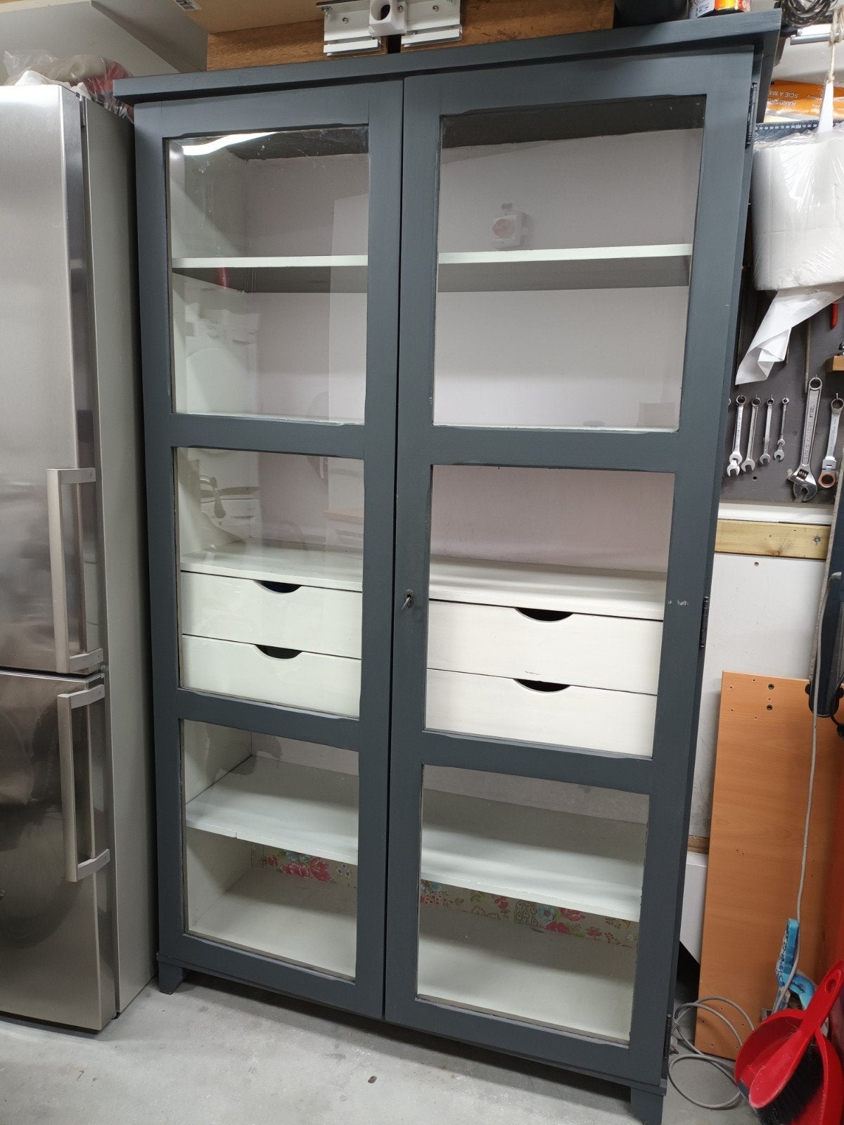houten kast met glasdeurtjes, Ophalen, Gebruikt, 50 tot 100 cm, Landelijk