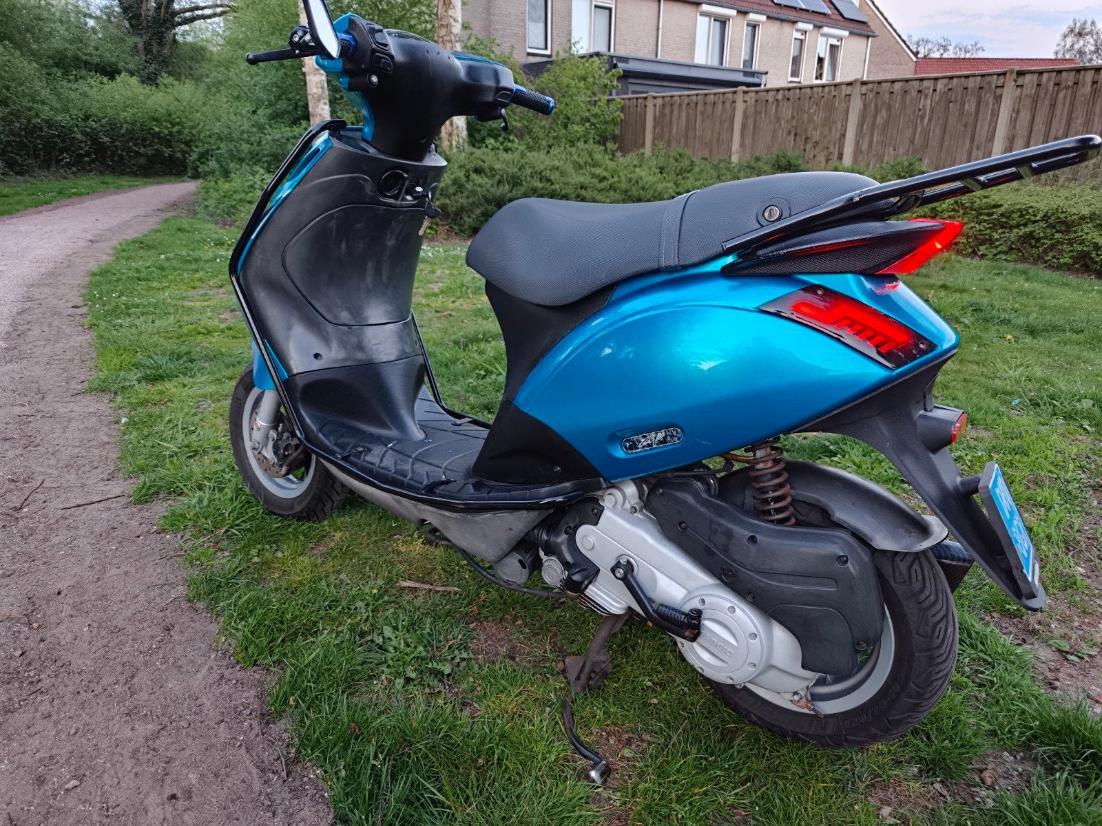 Piaggio Zip 50cc, Ophalen, Zo goed als nieuw, Benzine, Zip