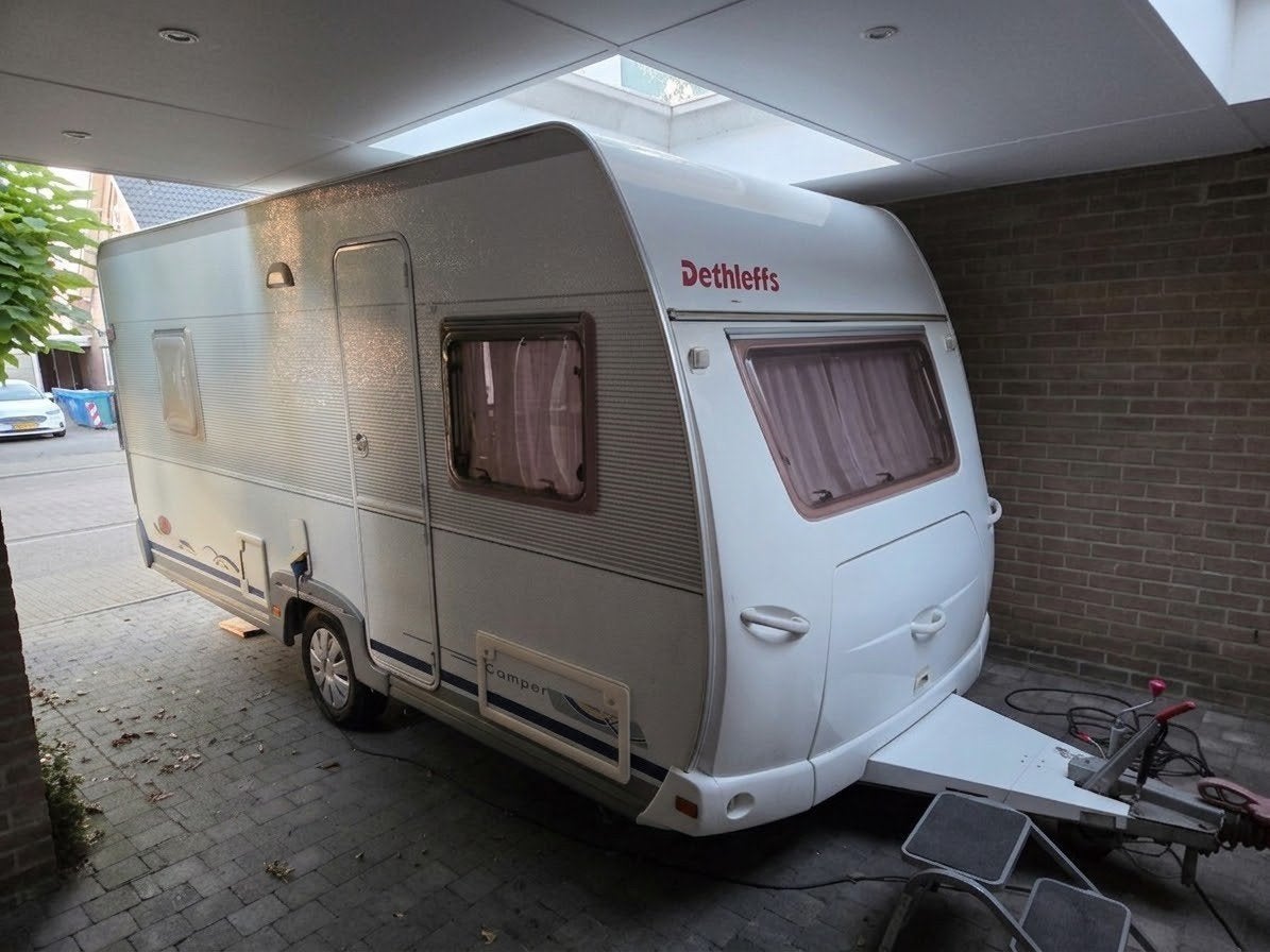 Dethleffs Camper 450 DB mover voortent, Rondzit, Frans bed, Particulier, Dethleffs