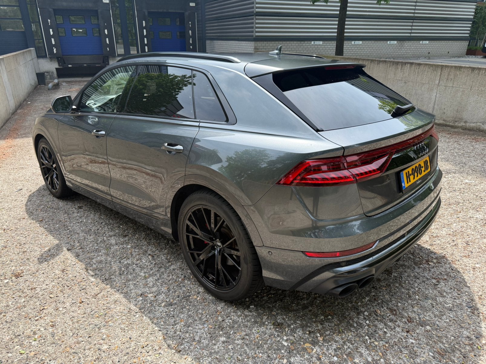 Audi Q8 50 TDI Quattro 286PK Tiptronic 2018 Grijs, Auto's, Audi, Particulier, Q8, 360° camera, 4x4, Aangepast voor mindervaliden