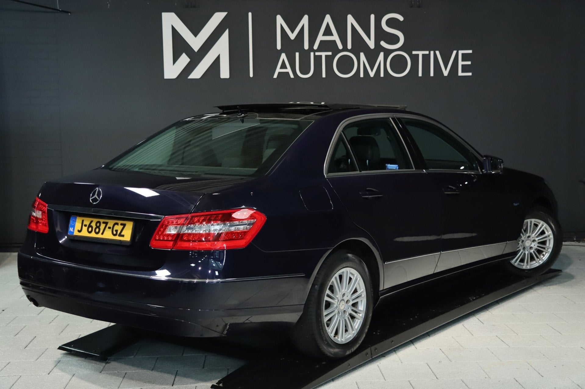 Mercedes-Benz E-klasse 250 CGI PANODAK / STOELVERW / CRUISE, Auto's, Euro 5, Gebruikt, Zwart, 4 cilinders