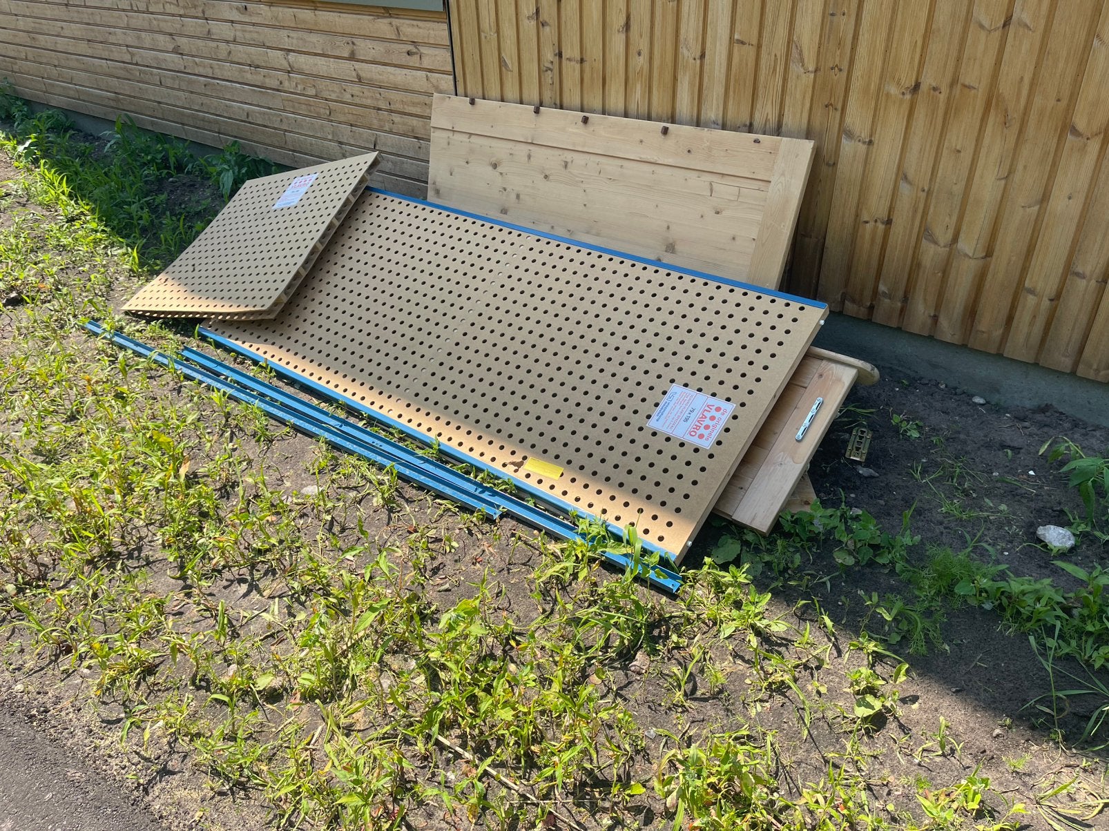 Gratis houten en metalen onderdelen, Ophalen, Zo goed als nieuw, Hout