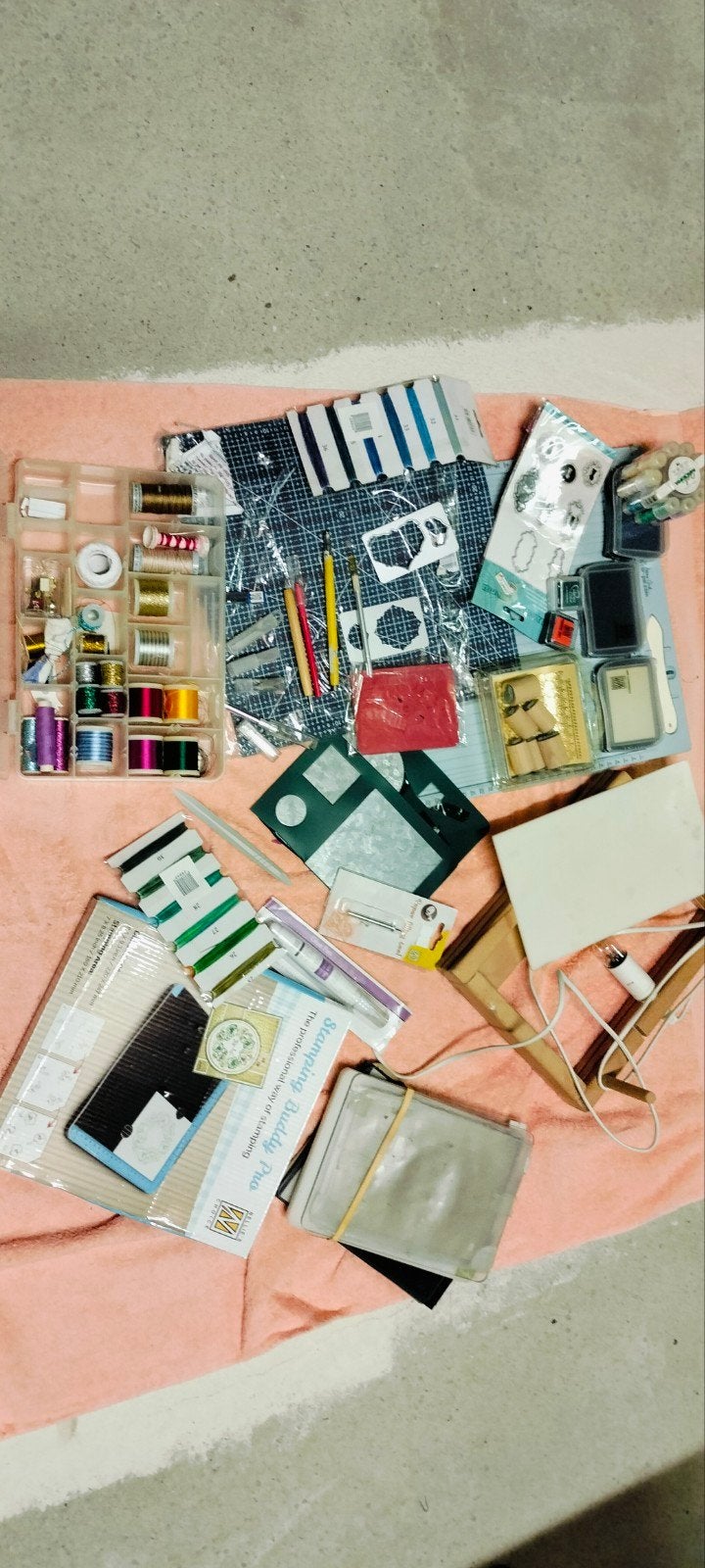 Grote knutselset: verf, papier, ponsen en meer!, Ophalen, Gebruikt, Overige thema's, Meerkleurig