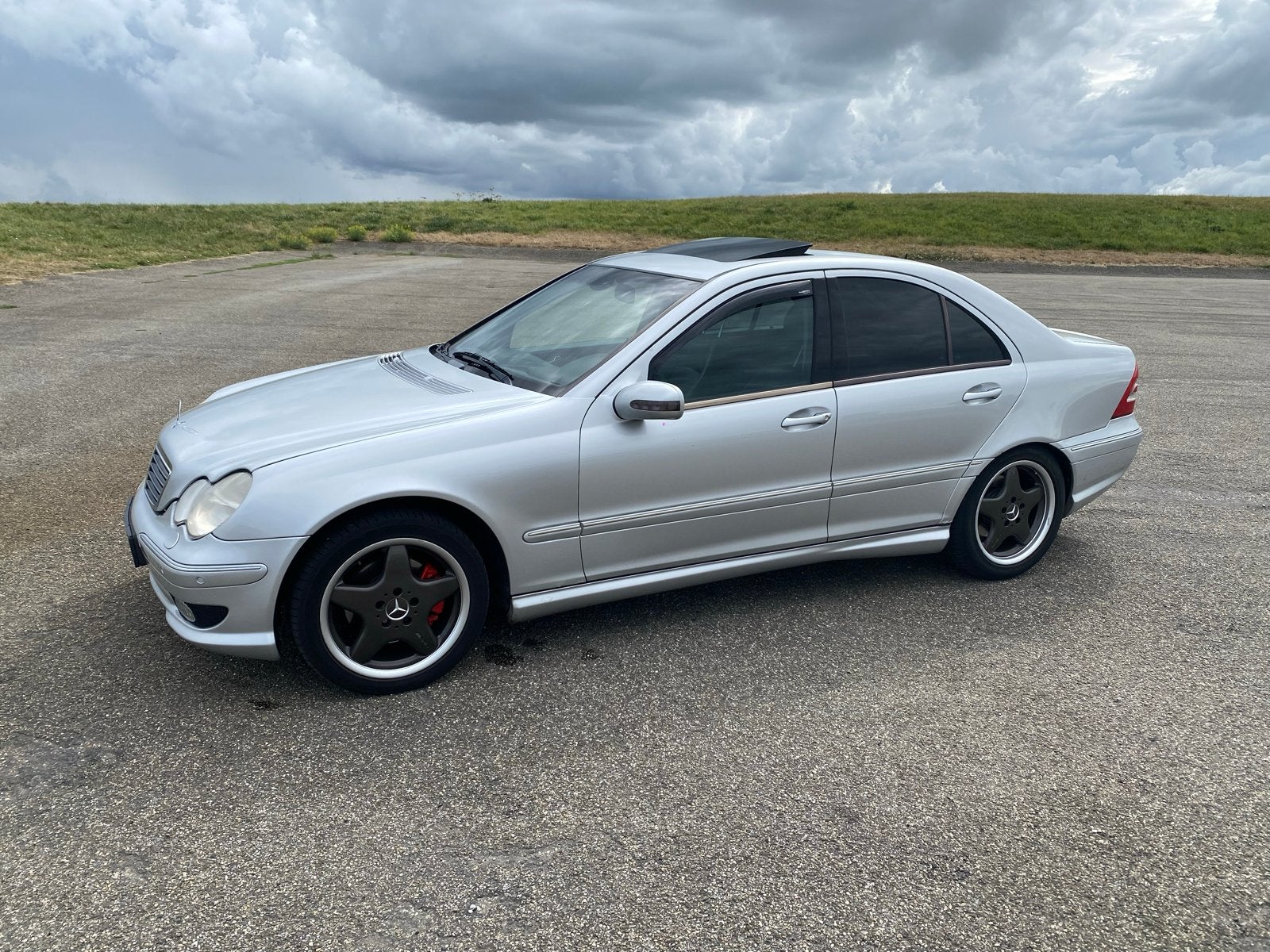Mercedes-Benz C-Klasse 3.2 C320 Sedan AUT 2001 Grijs, Automaat, Achterwielaandrijving, Zwart, 1465 kg