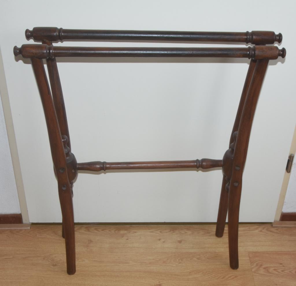 Antiek houten handdoekrek wasrek Thonet, Verzenden