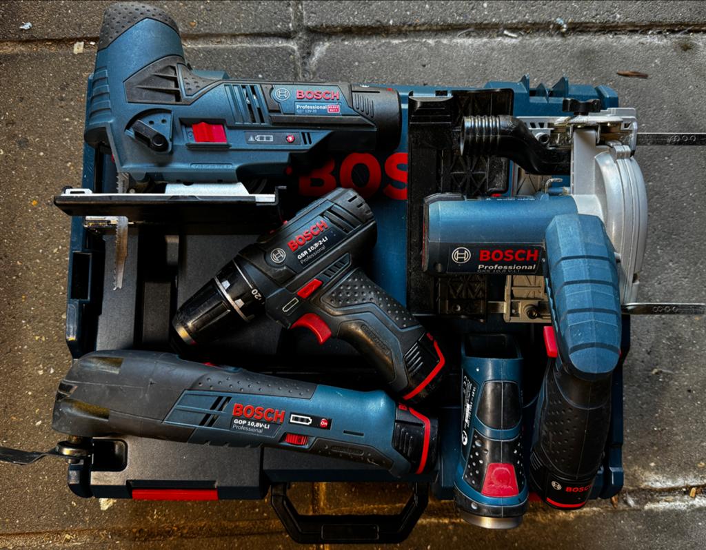 (Blauwe) Bosch 10.8V/12V set Accu Gereedschap, Ophalen of Verzenden, Gebruikt