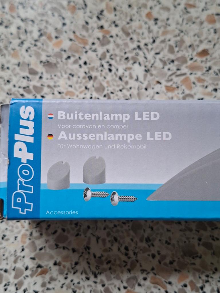 Pro plus led buitenlamp voor kamper of caravan, Caravans en Kamperen, Ophalen of Verzenden, Nieuw