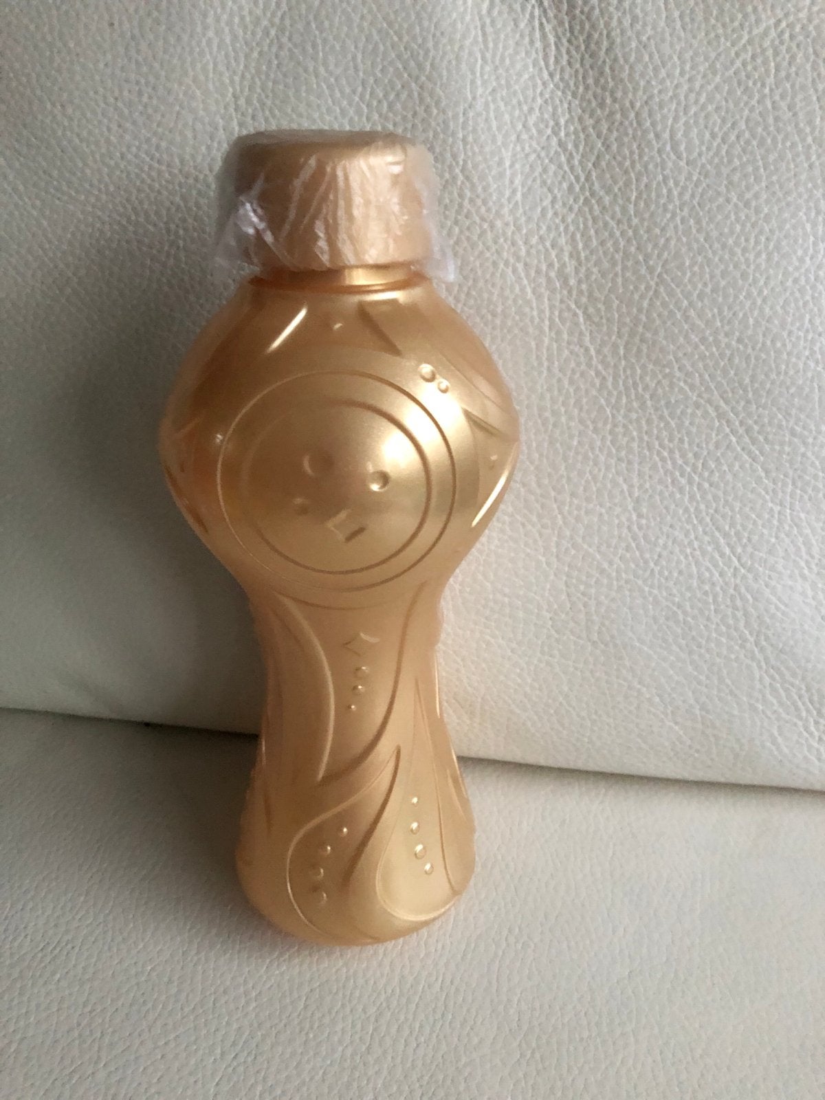 Unieke Tupperware fles 750 ml - Gouden bokaal design, Ophalen of Verzenden, Nieuw, Beker of Kan