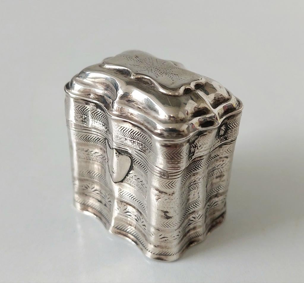 Antiek Zilveren Lodereindoosje 1853, Antiek en Kunst, Antiek | Goud en Zilver, Verzenden, Zilver