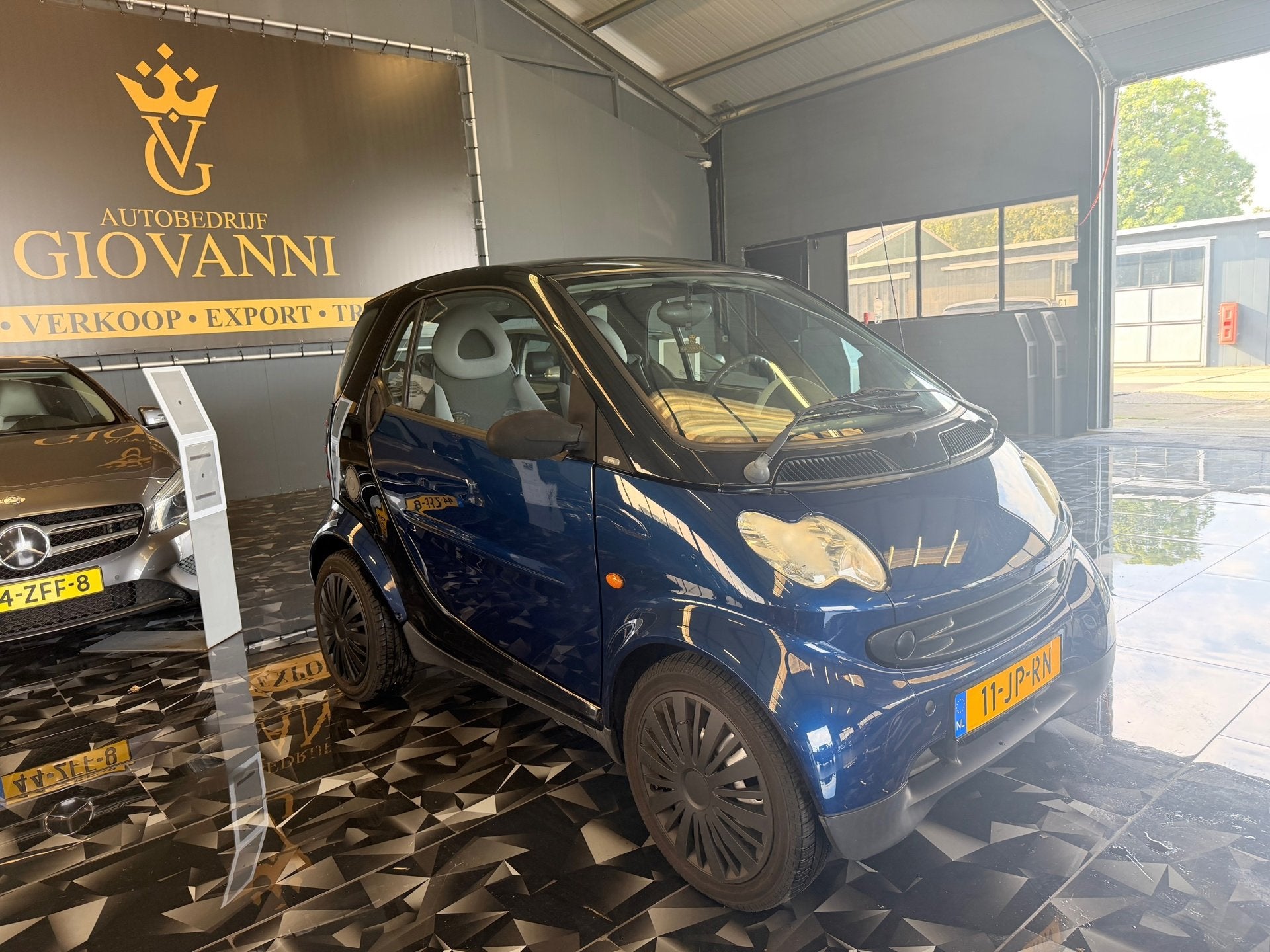 Smart City-coupé Smart & pure INRUIL MOGELIJK, Auto's, Automaat, Achterwielaandrijving, 18 €/maand, Zwart