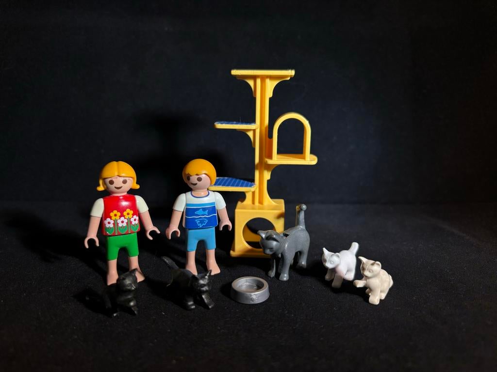 Playmobil kattenset met figuren en krabpaal, Ophalen of Verzenden, Zo goed als nieuw