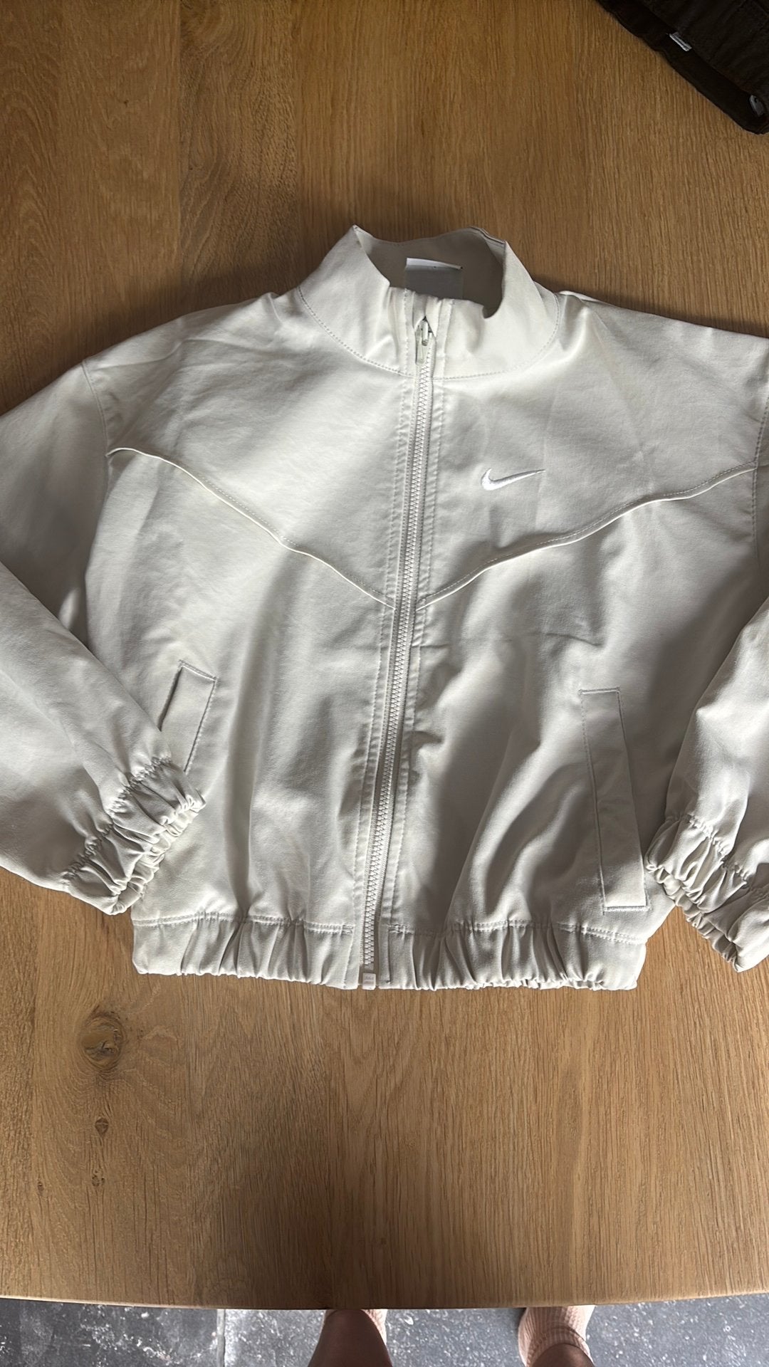 Nike jasje 122-128, Ophalen of Verzenden, Zo goed als nieuw, Maat 34 (XS) of kleiner