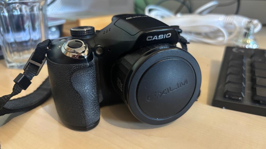 Casio Exilim EX-FH20 Digitale Camera - Zo goed als nieuw, Ophalen, Compact, Zo goed als nieuw, Overige Merken