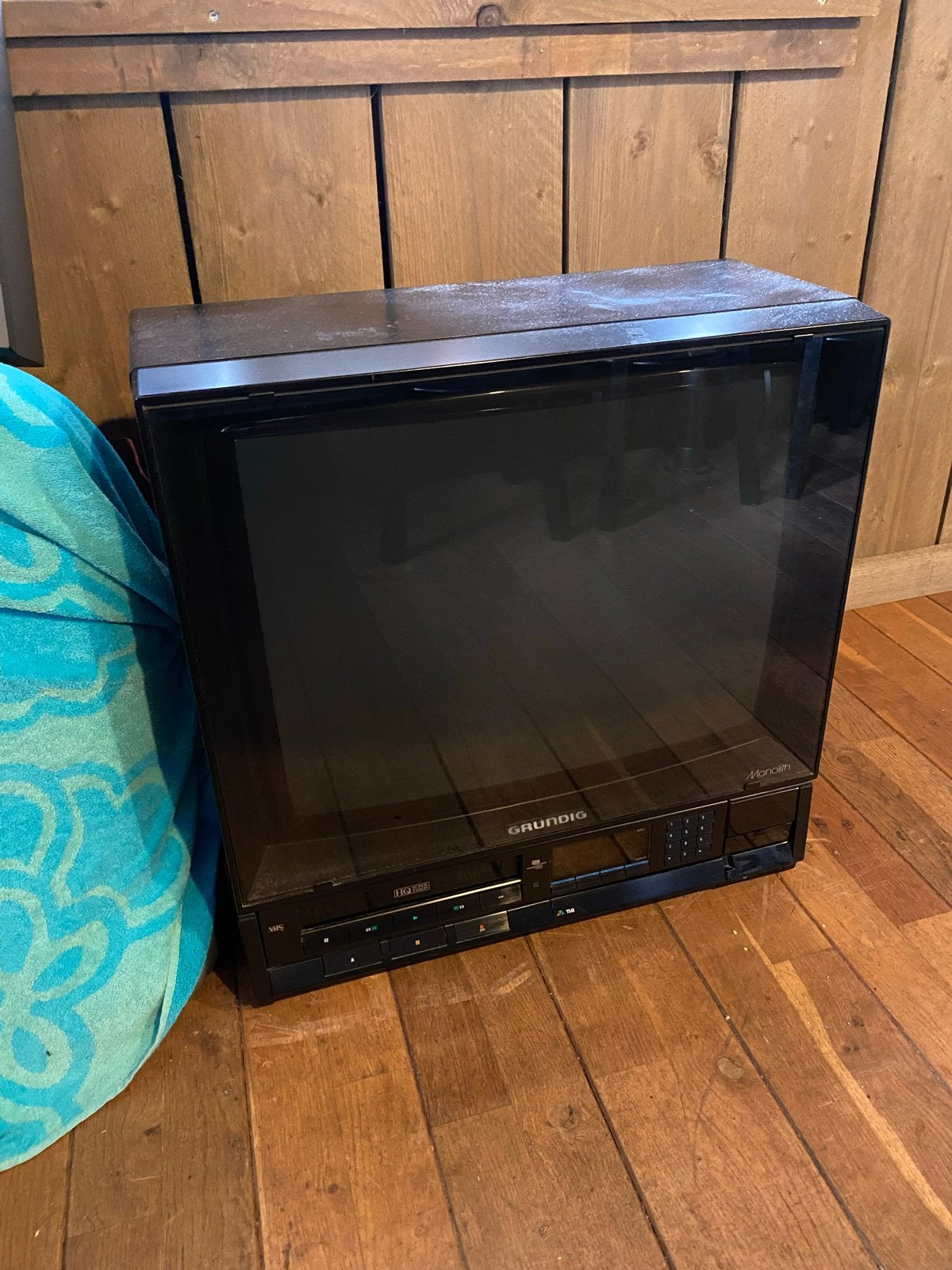 Grundig CRT + VHS TV met defect, Ophalen, 50 Hz, LCD, Grundig