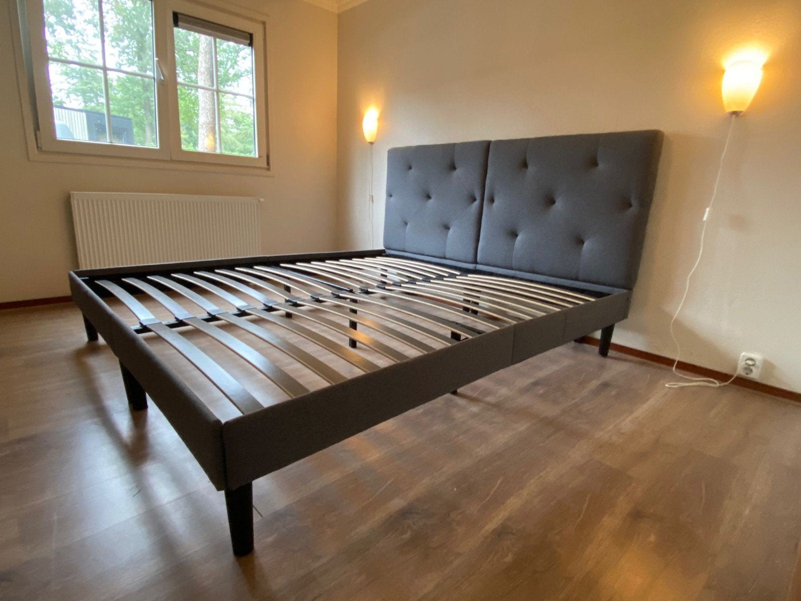 Mooi 2 persoons bed 180x200 cm., Huis en Inrichting, Tweepersoons, Ophalen of Verzenden, Zo goed als nieuw, 180 cm